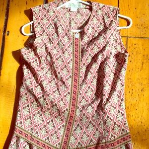 Silk wrap skirt with sleeveless top. Casual Corner